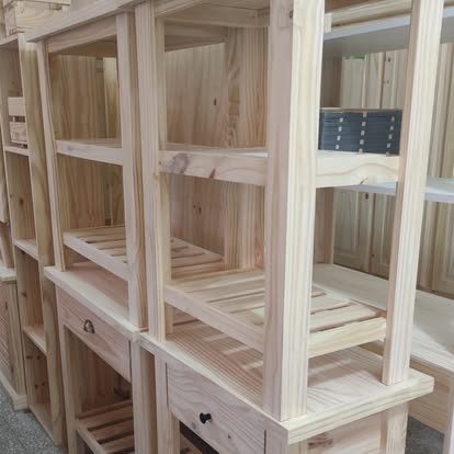 Estanterías de pino, mueble de pino de Rincón del Pino en Haedo
