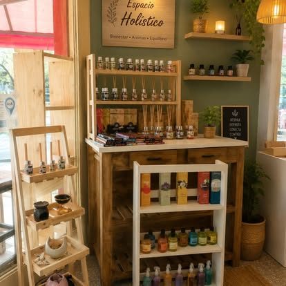 Muebles para locales y comercios, mueble de pino de Rincón del Pino en Haedo